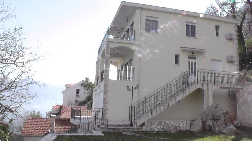 Villa KOSTA Donji Morinj Camera foto