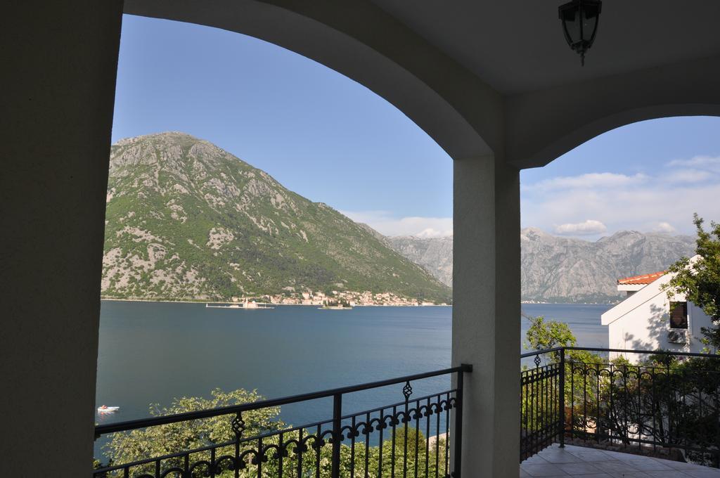 Villa KOSTA Donji Morinj Camera foto
